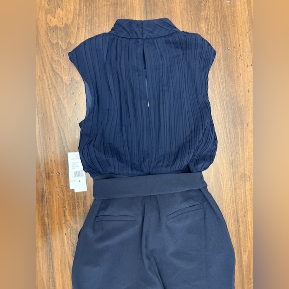 Julia Jordan Pleated Chiffon Crepe Tie Waist Jumpsuit Size 4 Navy Straight Leg - Picture 4 of 13
